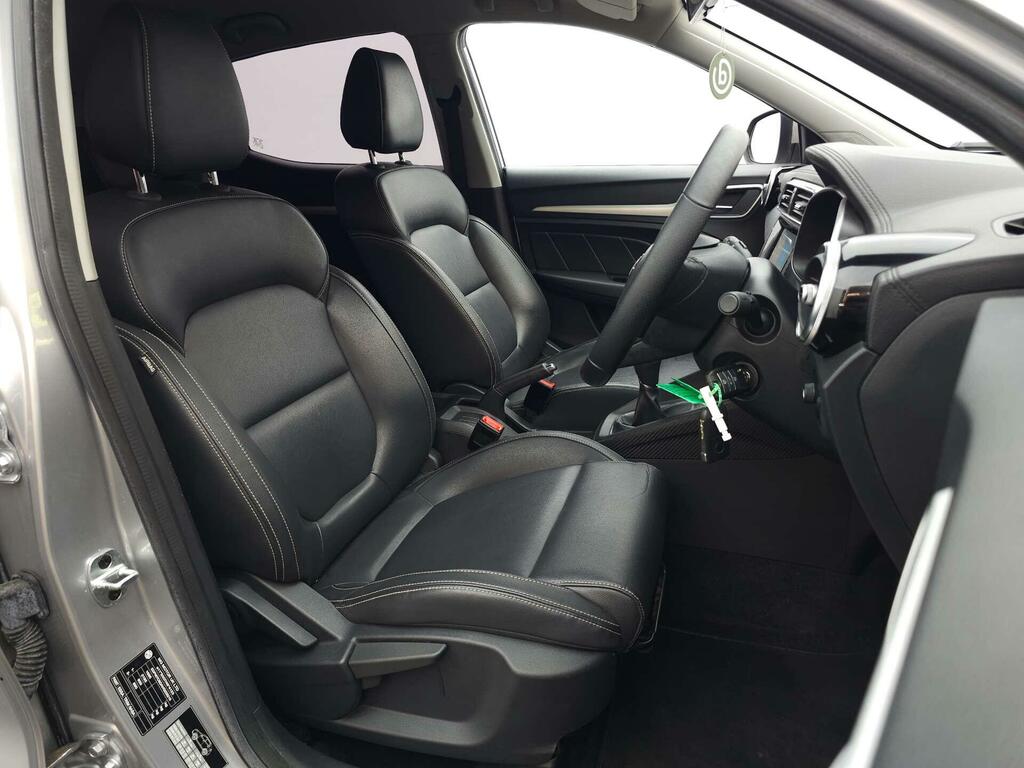 MG ZS Zs Exclusive T White #8