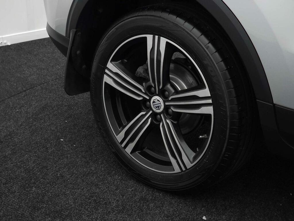 MG ZS Zs Exclusive T White #23