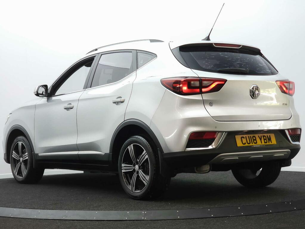 MG ZS Exclusive Silver #2