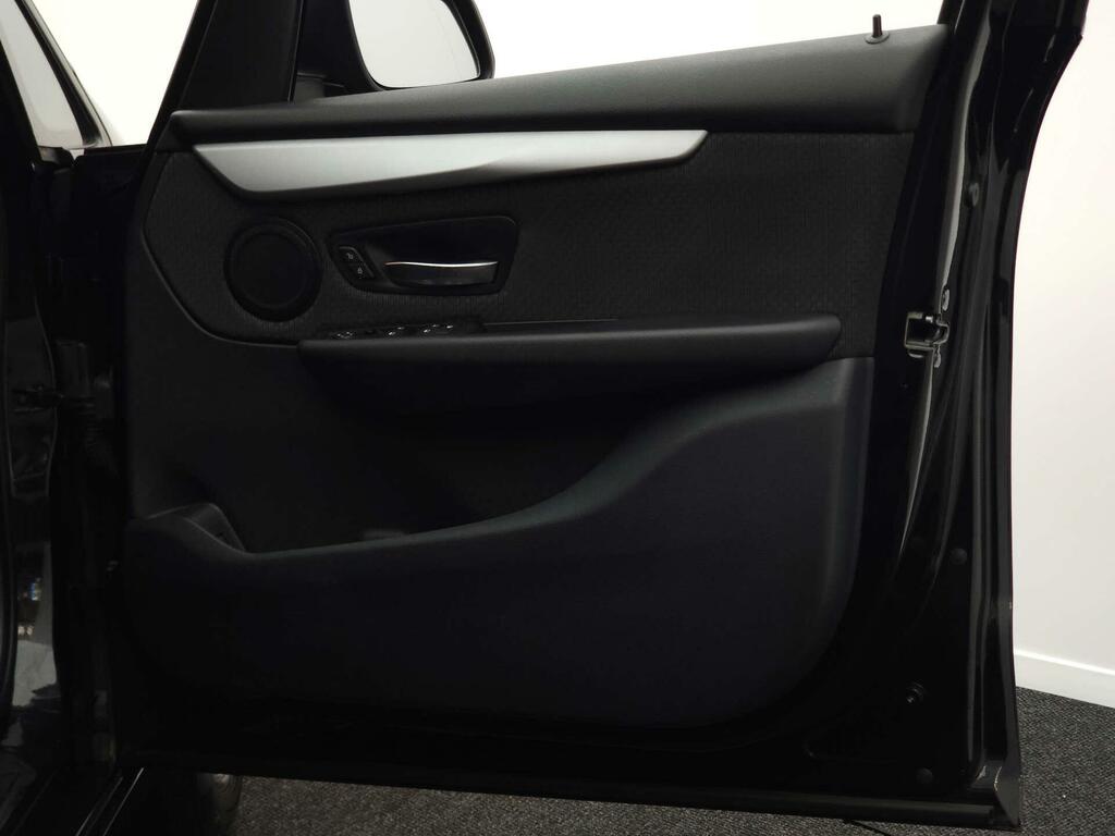 BMW 2 Series Gran Tourer 220D M Sport Black #45