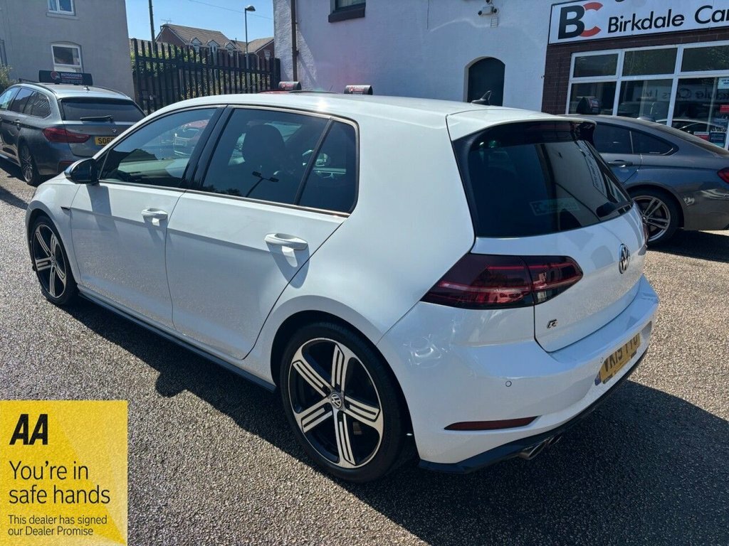 Volkswagen Golf 2L R VK19YYO White #6