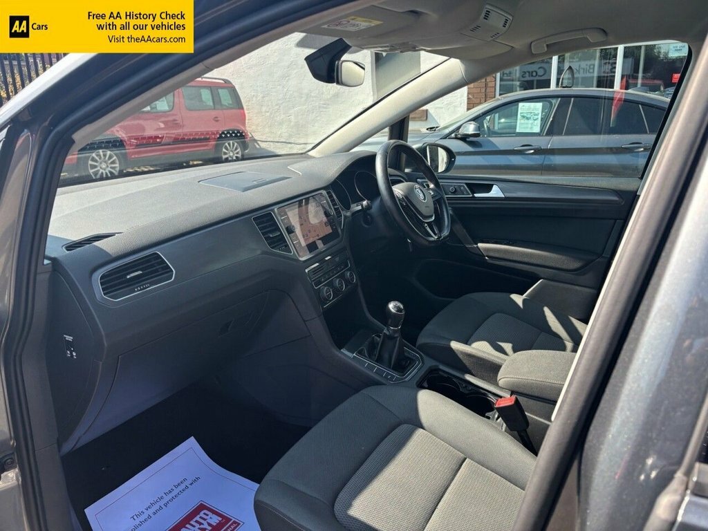 Volkswagen Golf SV Match Blue #9