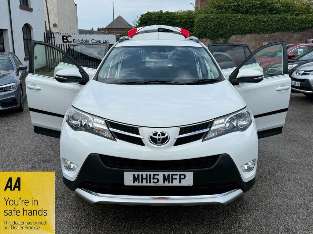 Toyota Rav 4 2L Invincible White #4