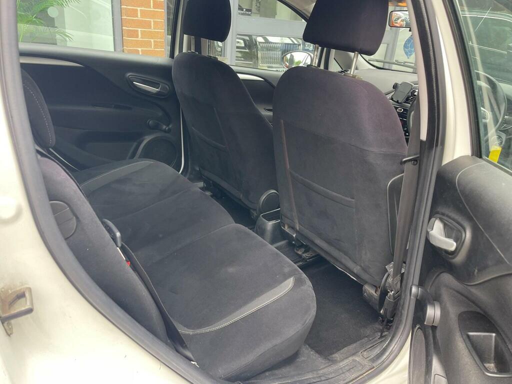 Fiat Punto Hatchback 1.2 Gbt 2013 Blue #13