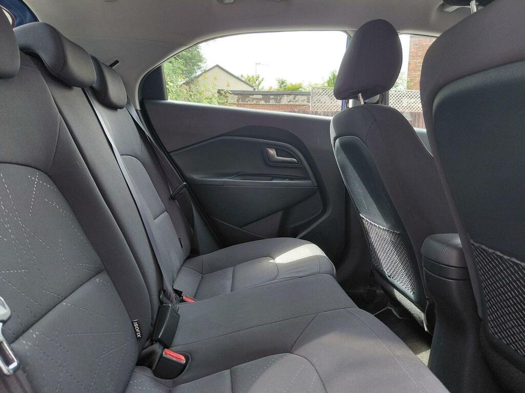Kia RIO 1.2 1 Air 83 Bhp White #18