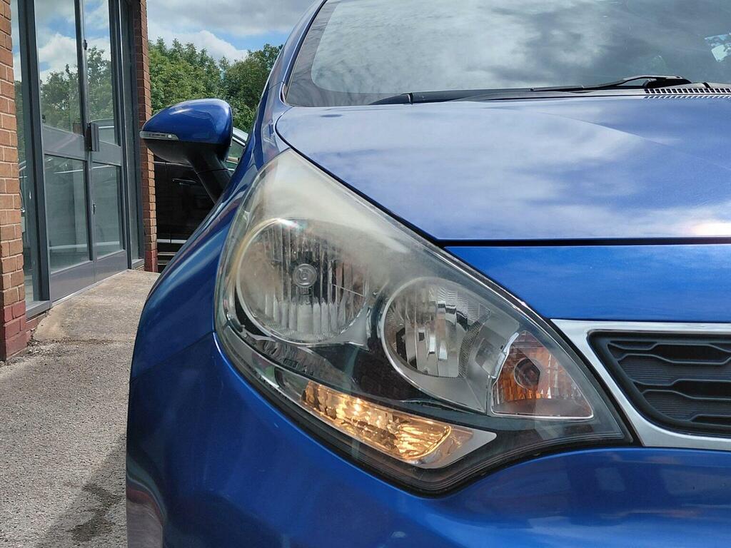 Kia RIO 1.2 1 Air 83 Bhp White #11