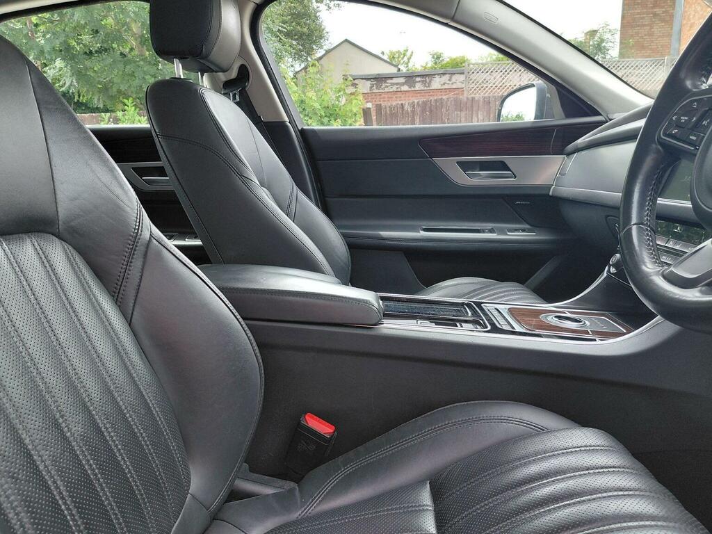 Jaguar XF R-sport 177 Bhp Blue #11