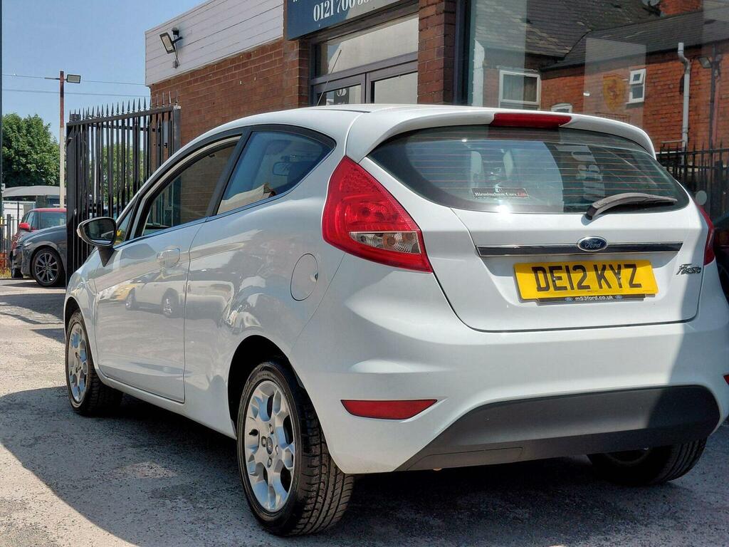 Ford Fiesta Hatchback 1.25 Zetec 201212 DE12KYZ White #5