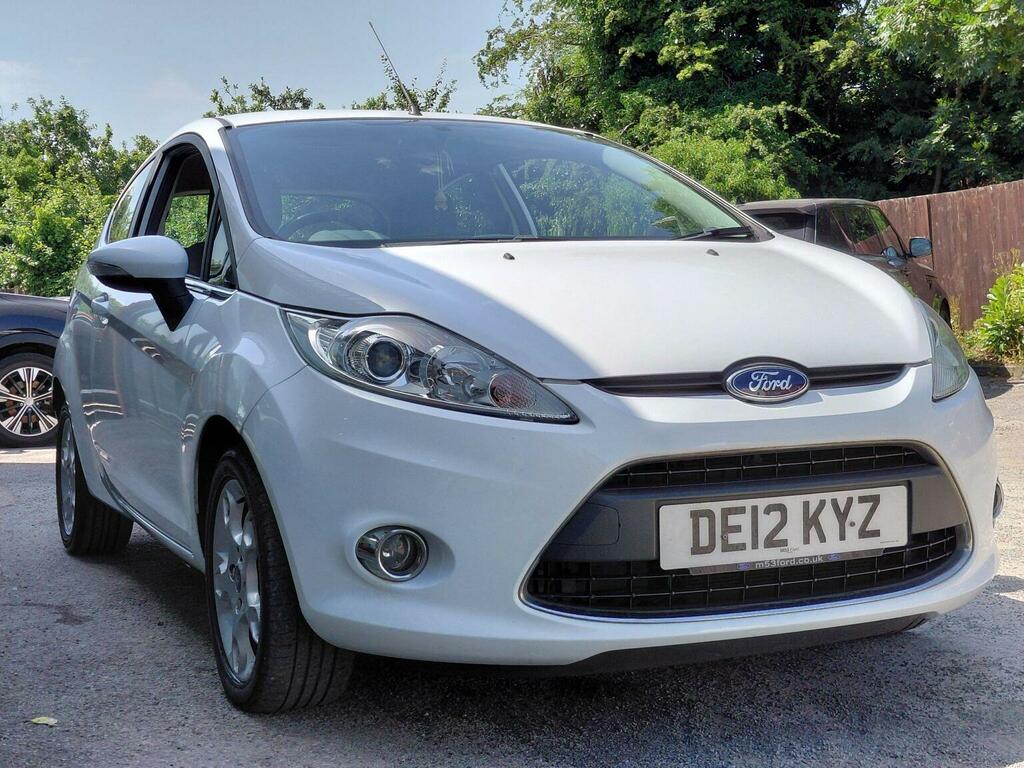 Ford Fiesta Hatchback 1.25 Zetec 201212 DE12KYZ White #3