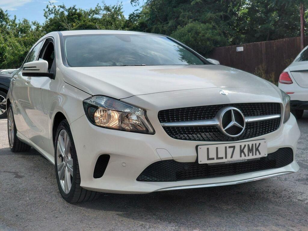Mercedes-Benz A Class 1.5 A180d Sport Executive 7G-dct Euro 6 Ss White #4