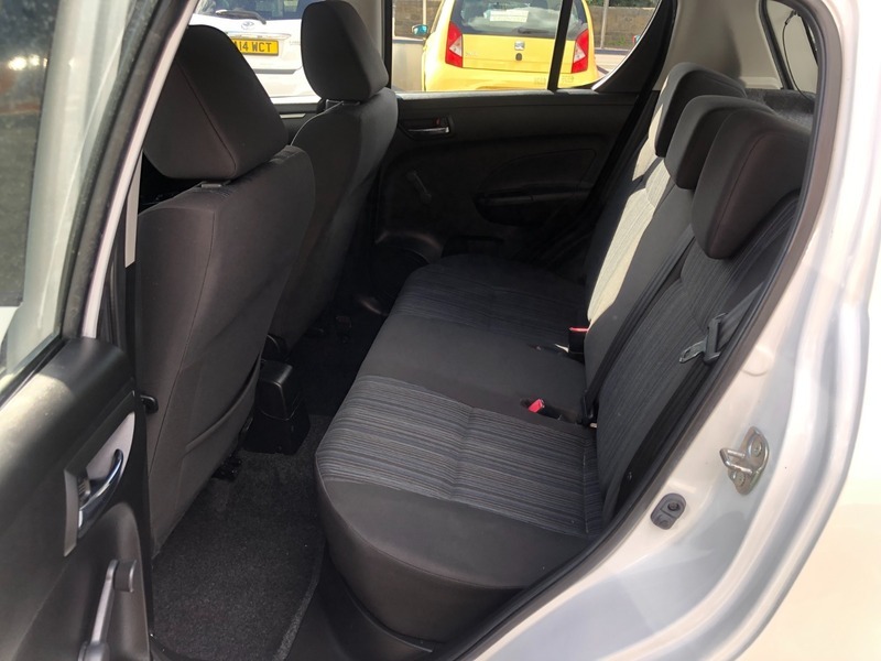 Suzuki Swift 1.2 Sz2 Euro 5 Red #19