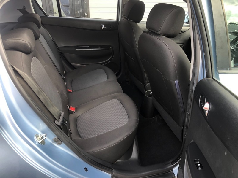 Hyundai I20 Blue #16