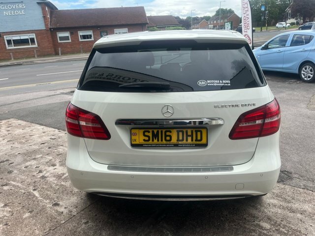 Mercedes-Benz B Class Art Mpv White #6