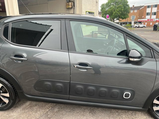 Citroen C3 1.2 Puretech Flair Hatchback VO17KTV Grey #3