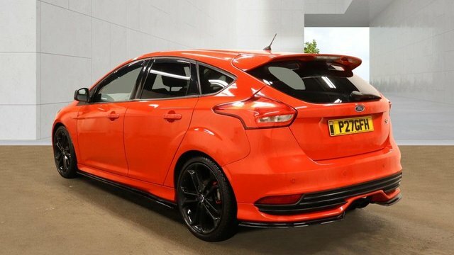 Ford Focus 2.0T Ecoboost St-3 Hatchback P27GFH Red #3