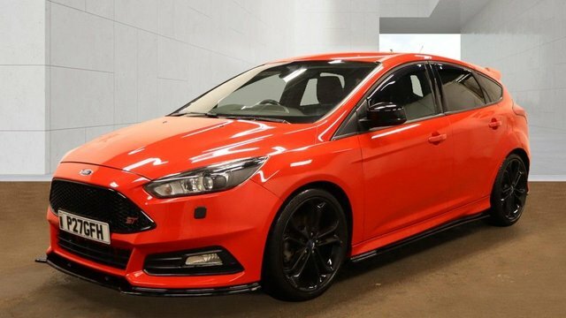 Ford Focus 2.0T Ecoboost St-3 Hatchback P27GFH Red #2