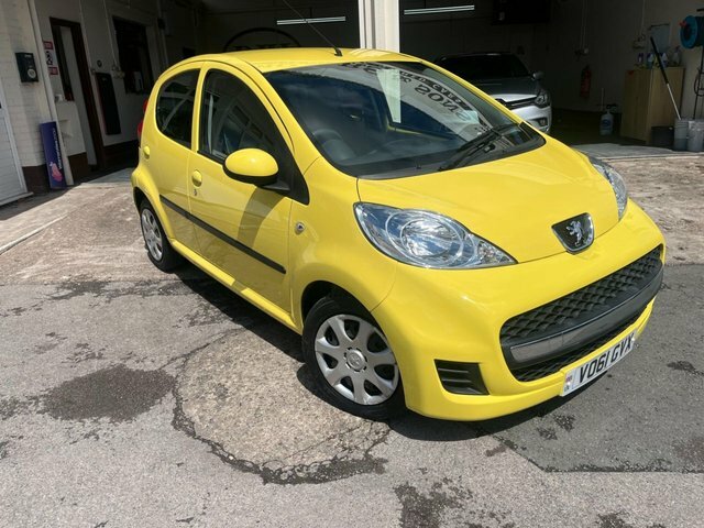 Peugeot 107 1.0 12V Urban Hatchback Yellow #2