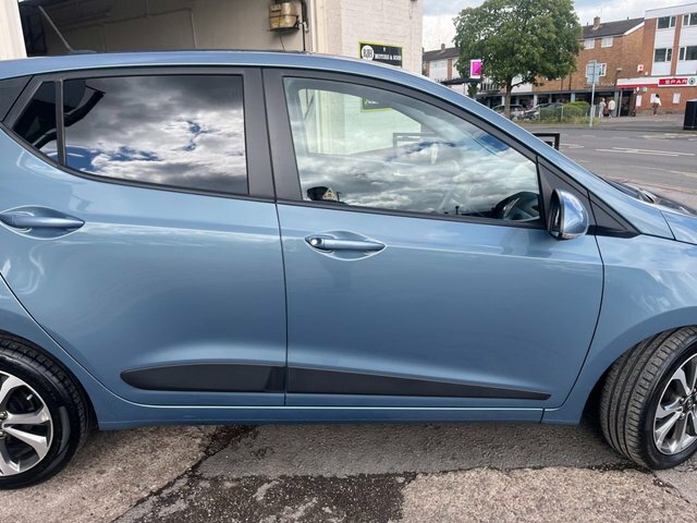 Hyundai I10 1.2 Premium Se Hatchback Blue #3