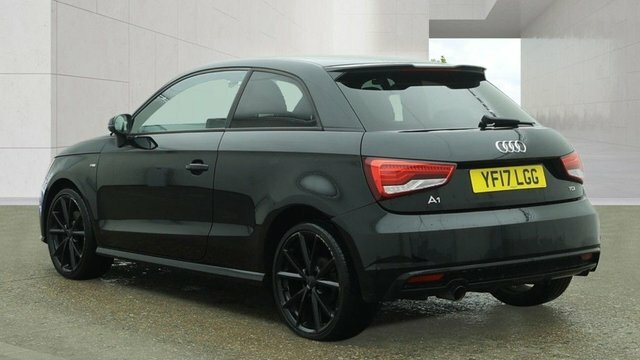 Audi A1 1.6 Tdi Black Edition Black #3