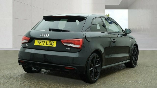 Audi A1 1.6 Tdi Black Edition Black #4