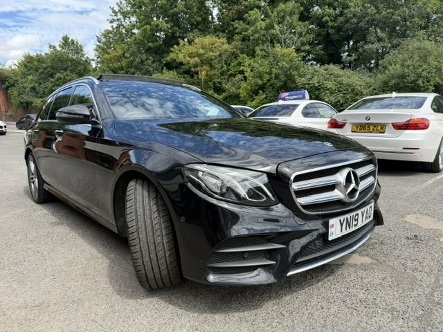 Mercedes-Benz E Class 2.0 E220d Amg Line Black #2