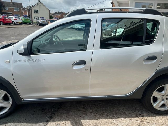 Dacia Sandero Stepway Stepway 2015 15 White #7