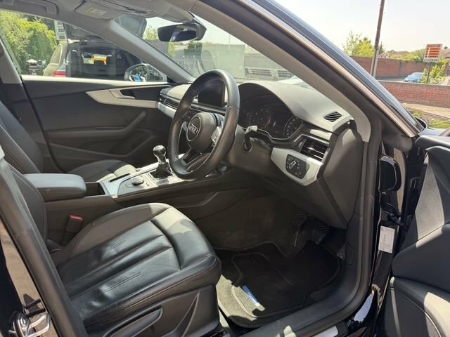 Audi A5 2.0 Tdi Se Sportback Black #6