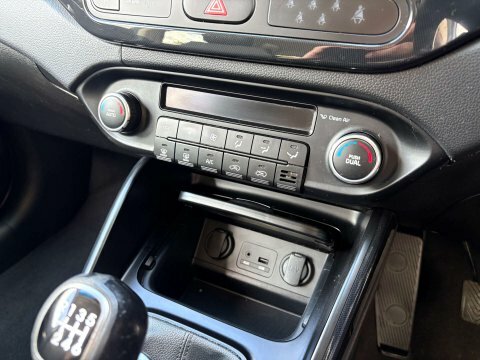 Kia Carens 1.7 Crdi 139 2 Dct Blue #47