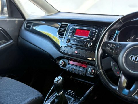 Kia Carens Silver #47