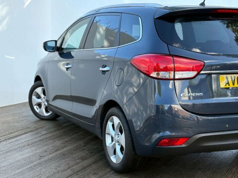 Kia Carens Silver #44