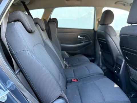 Kia Carens Silver #21