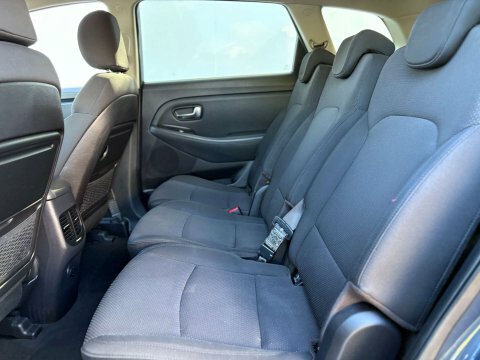 Kia Carens Silver #53