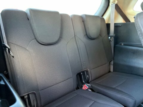 Kia Carens Silver #28