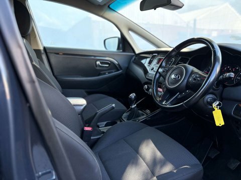 Kia Carens Silver #8