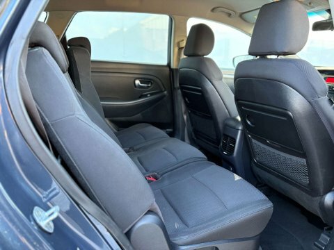 Kia Carens Silver #22