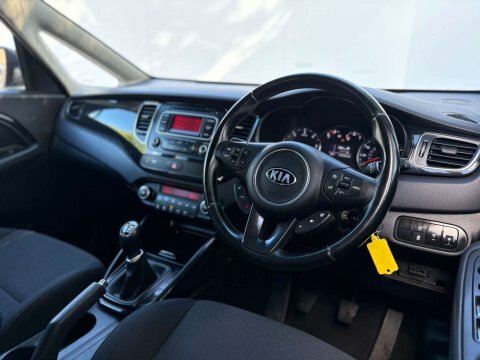 Kia Carens Silver #48