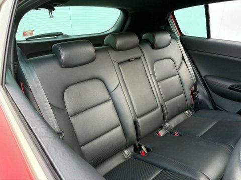 Kia Sportage   #18