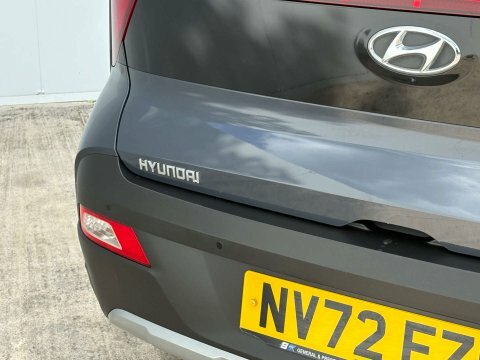 Hyundai Bayon Hatchback Blue #26