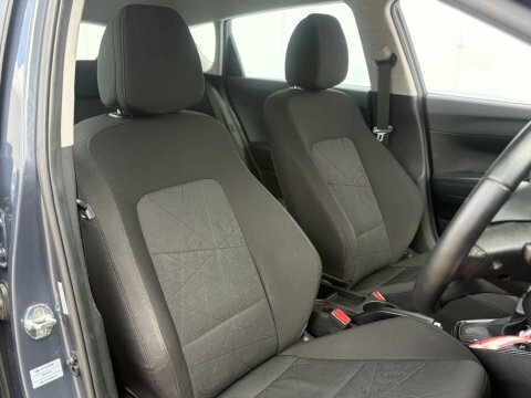 Hyundai Bayon Hatchback Blue #18