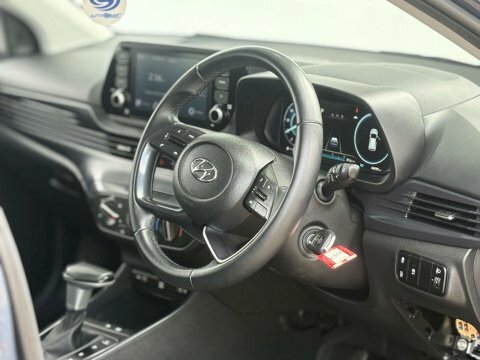 Hyundai Bayon Hatchback Blue #16