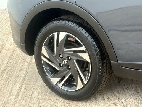 Hyundai Bayon Hatchback Blue #11