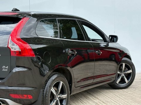 Volvo XC60 White #16
