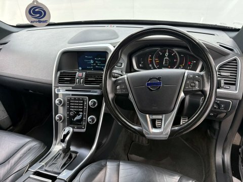 Volvo XC60 White #24