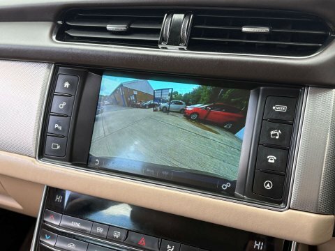 Jaguar XF Diesel Grey #52