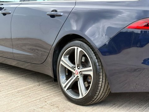 Jaguar XF Diesel Grey #42