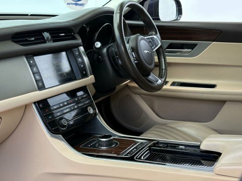 Jaguar XF Diesel Grey #73