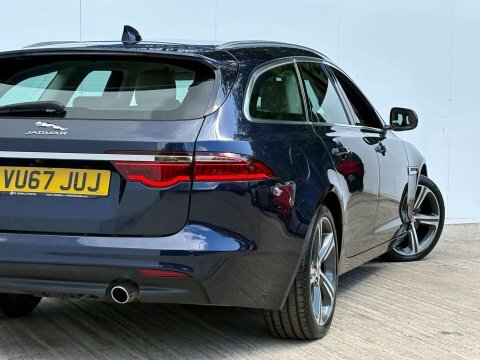 Jaguar XF Diesel Grey #35