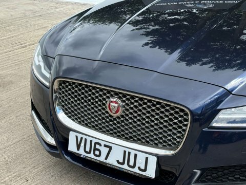 Jaguar XF Diesel Grey #37