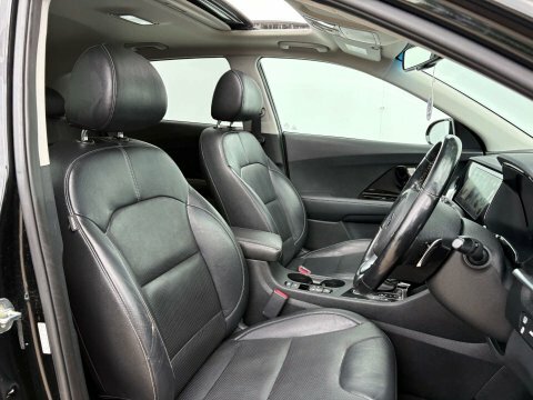 Kia Niro Estate Blue #19
