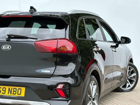 Kia Niro Estate Blue #36